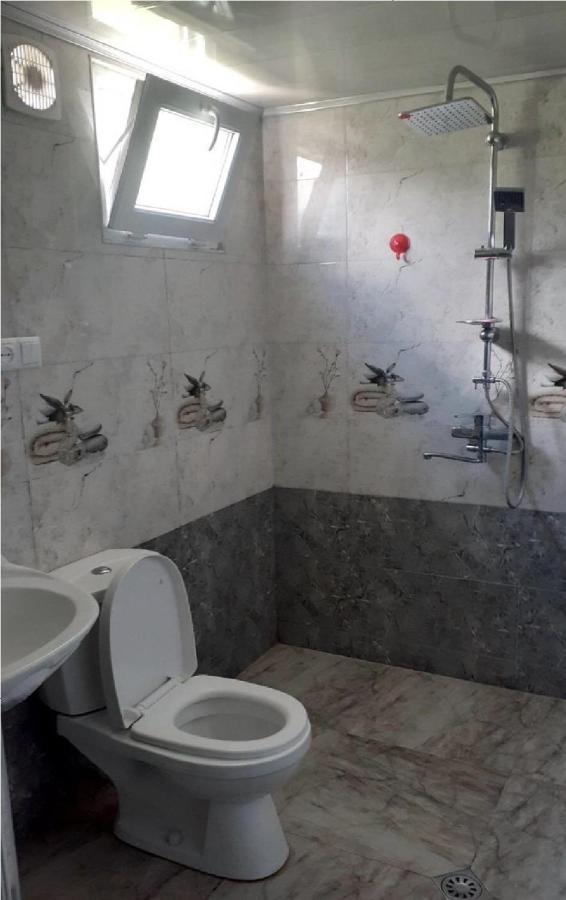 Mate Private Bathrooms Ushguli ภายนอก รูปภาพ